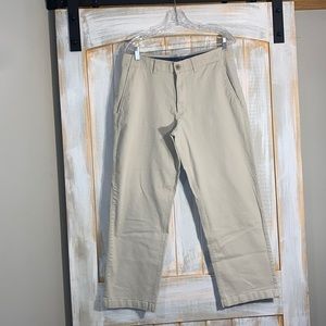 Haggar Classic Fit Costal Comfort Chino Pants